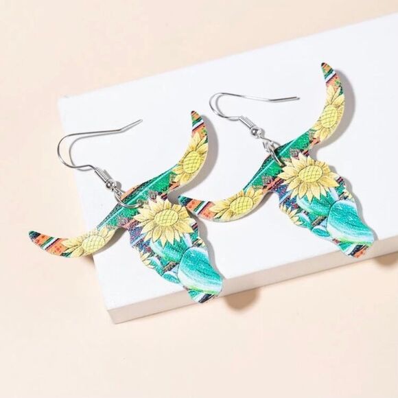 Bohemian Western Earrings - Picture 2 of 4